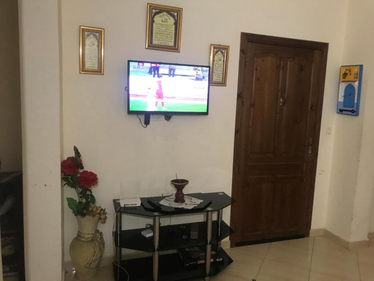 Familial A 3 Chambres Pres De La Gare Routiere * Tanger